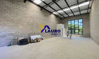 Imagem 2: Galpão Comercial à Venda em Vinhedo-SP, Bairro Alto das Figueiras: 1 Sala, 3 Banheiros, 4