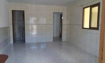 Imagem 6: Vende-se casa com amplo terreno de 480m² no bairro Espinheiros, Itajaí