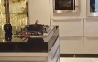 Imagem: Casa com piscina a venda no bairro Saco