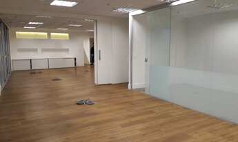 Imagem 3: Sala/Conjunto para aluguel possui 292 metros quadrados perto do Shop Morumbi