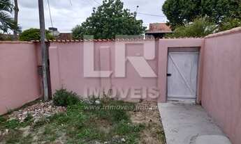 Imagem 5: Sobrado para venda possui 230 metros quadrados com 5 quartos em Iguaba Grande *S-15