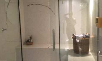 Imagem 3: Casa à venda no Condomínio Alphaville 10 com 1054 M2 - 4 suítes - Vista permanente da mata