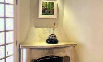 Imagem 6: Casa de condomínio a venda tem 295 metros quadrados com 3 quartos Granja viana