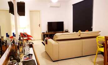 Imagem 2: 2 Dormitórios (1 Suíte) 98m² Planejados Ar condicionado 1 Vaga Demarcada Embaré