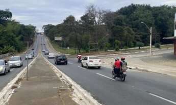 Imagem 3: Ponto comercial/Loja/Box para venda possui 450 metros quadrados