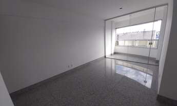 Imagem 2: Apartamento para venda tem 80 metros quadrados com 3 quartos em Centro - Belo Horizonte