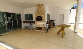 Imagem 2: Casa em condomínio no bairro Royal Park