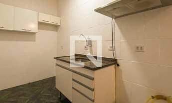 Imagem: Casa para Aluguel - Vila Galvão, 1 Quarto