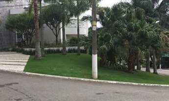 Imagem 6: Casa de condomínio para venda tem 1200 metros quadrados com 5 quartos