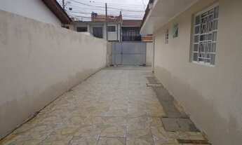 Imagem 2: Casa para aluguel possui 50 metros quadrados com 2 quartos em Pineville - Pinhais - PR