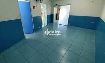 Imagem 4: Casa Comercial disponível para locação e venda no Centro em Uberlândia-MG