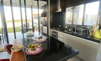 Imagem 10: Lindo sobrado a venda com vista para a represa de Jurumirim no Riviera de Santa Cristina 1