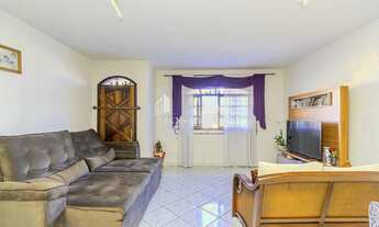 Imagem 6: Casa para Venda em Pinhais, Weissopolis, 6 dormitórios, 2 suítes, 3 banheiros, 2 vagas