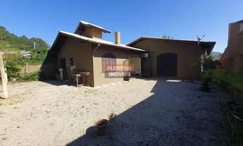 Imagem 6: Casa para Venda em Florianópolis, Parque São Jorge, 4 dormitórios, 1 suíte, 3 banheiros, 3