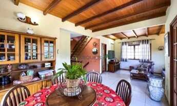 Imagem 3: Casa com 4 dormitórios à venda, 144 m² por R$ 895.000,00 - Albuquerque - Teresópolis/RJ