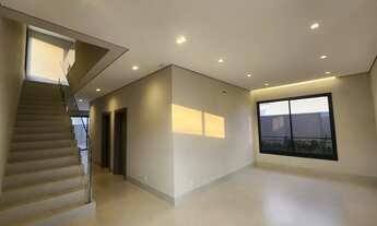 Imagem 5: Vende-se belíssimo Sobrado com 4 suítes no Condomínio Florais do Parque em Cuiabá MT