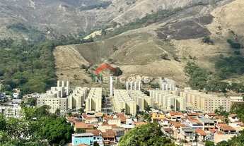 Imagem: Apartamento em Rua Luísa Dias Martins