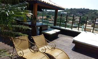 Imagem: Linda em Condomínio a venda