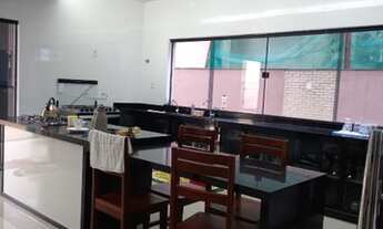 Imagem 3: Montenegro Boulevard