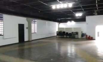 Imagem 3: Galpão EXCELENTE para aluguel ou venda possui 500 metros quadrados comercial