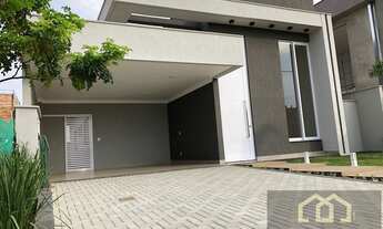 Imagem 2: Casa de condomínio térrea para venda com 300 metros quadrados com 3 quartos