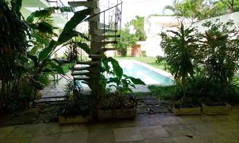 Imagem 4: Apartamento para venda possui 740 metros quadrados com 6 quartos