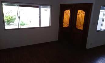 Imagem 7: Maravilhosa casa com terreno inteiro, 3 qts (suite), área gourmet coberta, piscina ampla