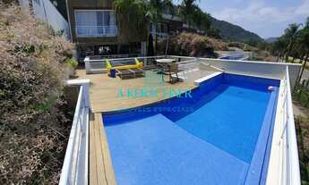 Imagem 3: Casa alto padrão com piscina privativa e vista para o mar, a apenas 50mts da praia em Juqu