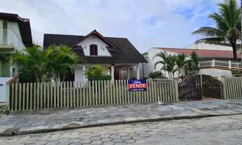 Imagem 4: Sobrado com Quintal Amplo à poucas quadras do Mar!