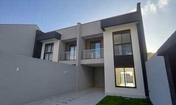 Imagem: Lindo Sobrado com Três Quartos sendo duas