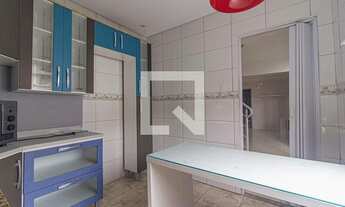 Imagem: Casa para Aluguel - Abranches, 2 Quartos