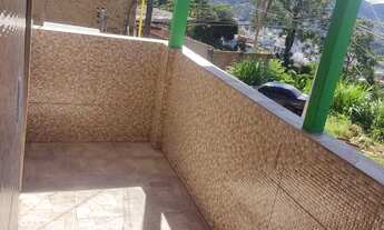 Imagem 2: Casa com garagem e kitnet