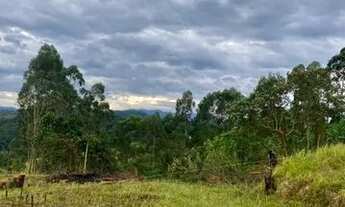 Imagem 4: Seu Paraíso Particular em Mairiporã: Terreno Exclusivo por Apenas R$39.900! Não Perca Essa