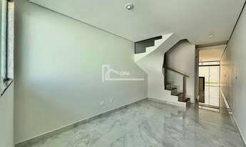 Imagem 3: Casa à Venda no bairro Candelária, 2 Quartos (1 Suíte) e 2 Varandas