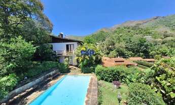 Imagem 4: Casa colonial em Carangola, Petrópolis/RJ