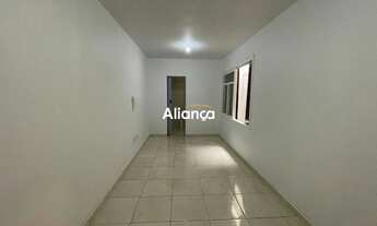 Imagem 2: Apartamento para alugar com 1 dormitório, térreo no bairro Azenha em Porto Alegre/RS