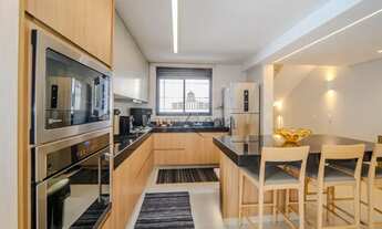 Imagem 3: Casa Tríplex em Condomínio - Higienópolis - 2 Dormitórios - 170m²