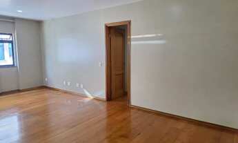 Imagem 2: Várzea - Sala Ampla - 3 Quartos (Sendo 1 suíte) - Varanda - Frente Rua - 2 Vaga Carro - Po