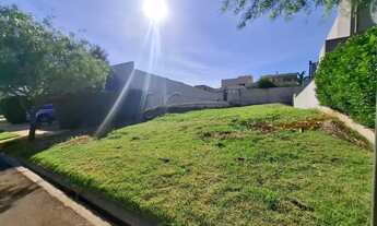 Imagem 3: Terreno de 422m² à venda em condominio - Vila do Golf