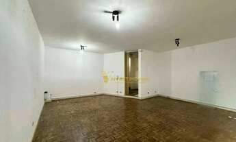 Imagem 5: Casa com com 4 quartos e 261m² para alugar