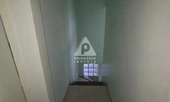 Imagem 7: Loja Comercial Versátil e Espaçosa no Coração do Jardim Oceânico