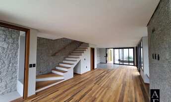 Imagem 4: Casa Alto Padrão com 3 Suítes em Bairro Panorâmico