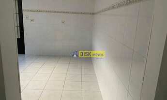 Imagem 3: Sobrado com 3 dormitórios para alugar, 200 m² por R$ 3.169,00/mês - Vila Scarpelli - Santo