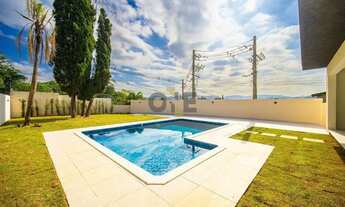 Imagem 2: Casa com 4 dormitórios, sendo 4 suítes para venda na região Granja Viana - Cotia