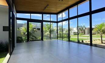 Imagem 4: Casa para aluguel e venda tem 550 metros quadrados com 4 quartos