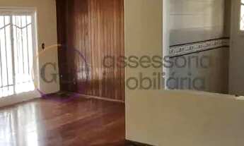 Imagem 3: Sobrado amplo para locação, confortável e com excelente área externa