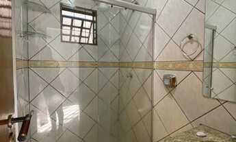 Imagem 5: Casa para aluguel possui 180 metros quadrados com 3 quartos em Vila Brasil - Anápolis - GO