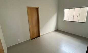 Imagem 5: Linda Casa Residencial Cerejeiras com 103 metros quadrados com 3 quartos sendo uma suíte