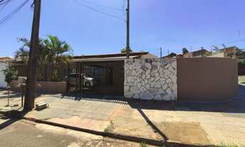 Imagem 2: Casa com 3 quartos - Bairro Conjunto Parigot de Souza 3 em Londrina