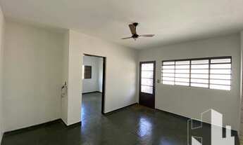 Imagem 2: Apartamento com 1 dormitório para alugar, 40 m² por R$ 700,00/mês - Jardim Brasília - Jaú